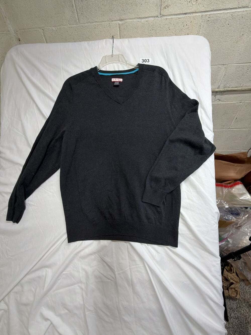 Ben Hogan Men's Dark Gray V-Neck Cotton Blend Sweater XL